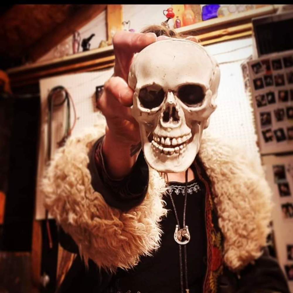 Meet your Posher, Alex